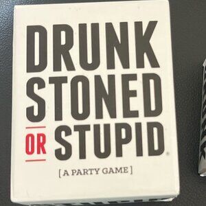 GAME Drunk Stoned or Stupid Plus Expansion Pack #1